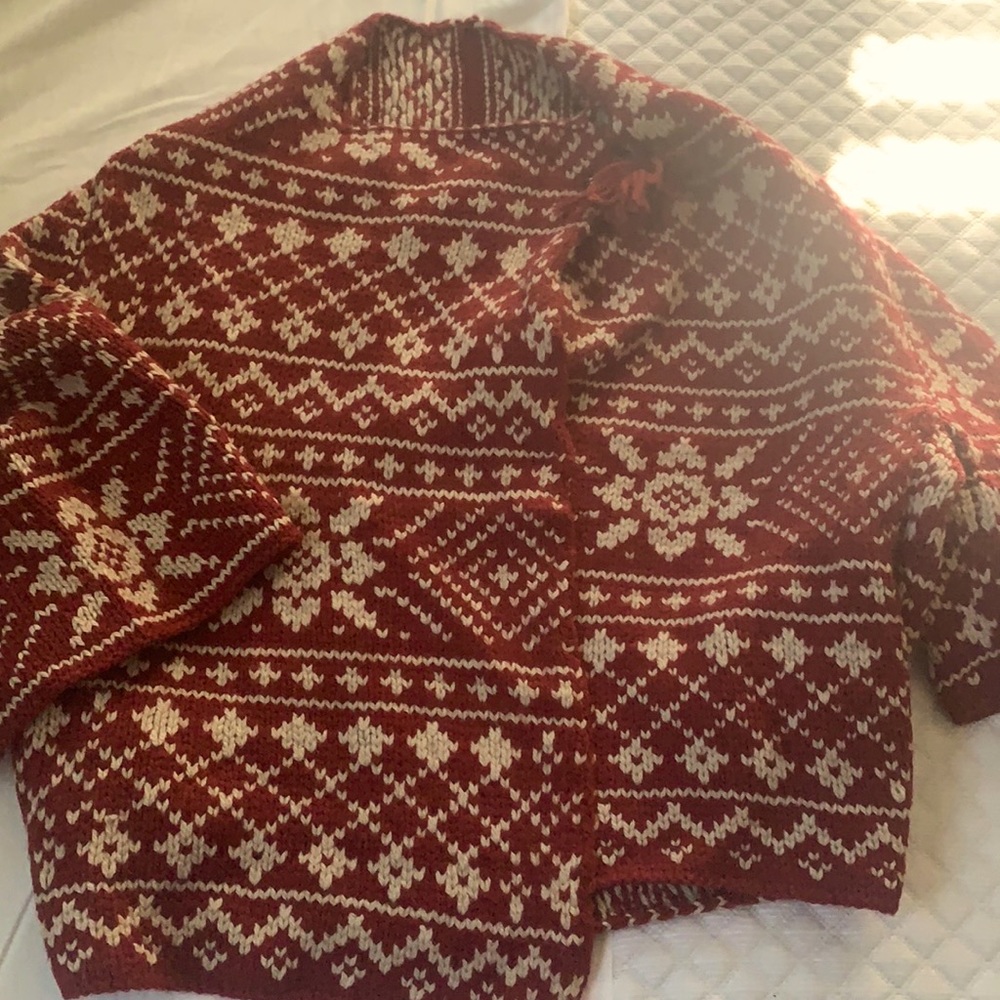 CAbi shrug